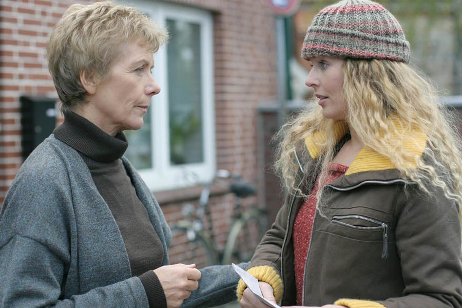 Moerderische Erpressung: Angelika Thomas, Karolin Vaile