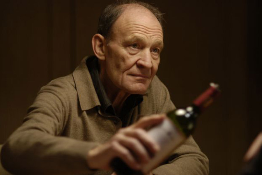 Der Tote in der Mauer (2008) - Michael Mendl