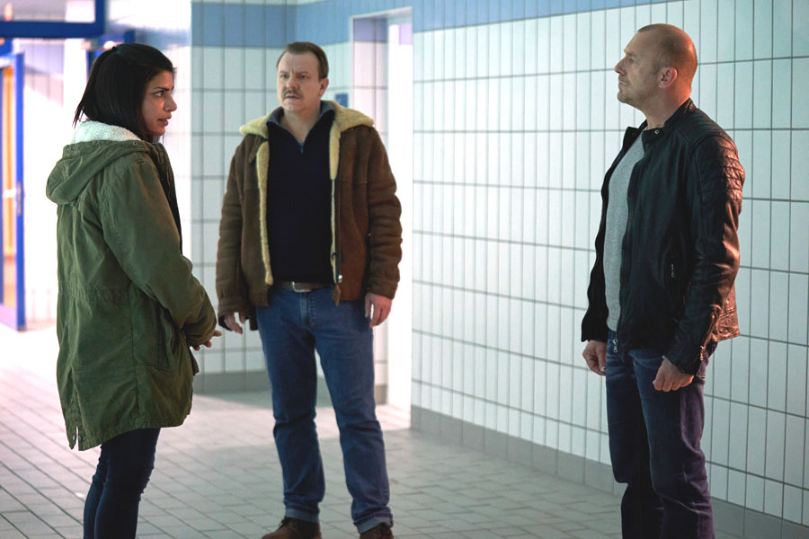 INGO THIEL - Ein Maedchen wird vermisst: Shadi Headayati, Ronald Kukulies, Heino Ferch